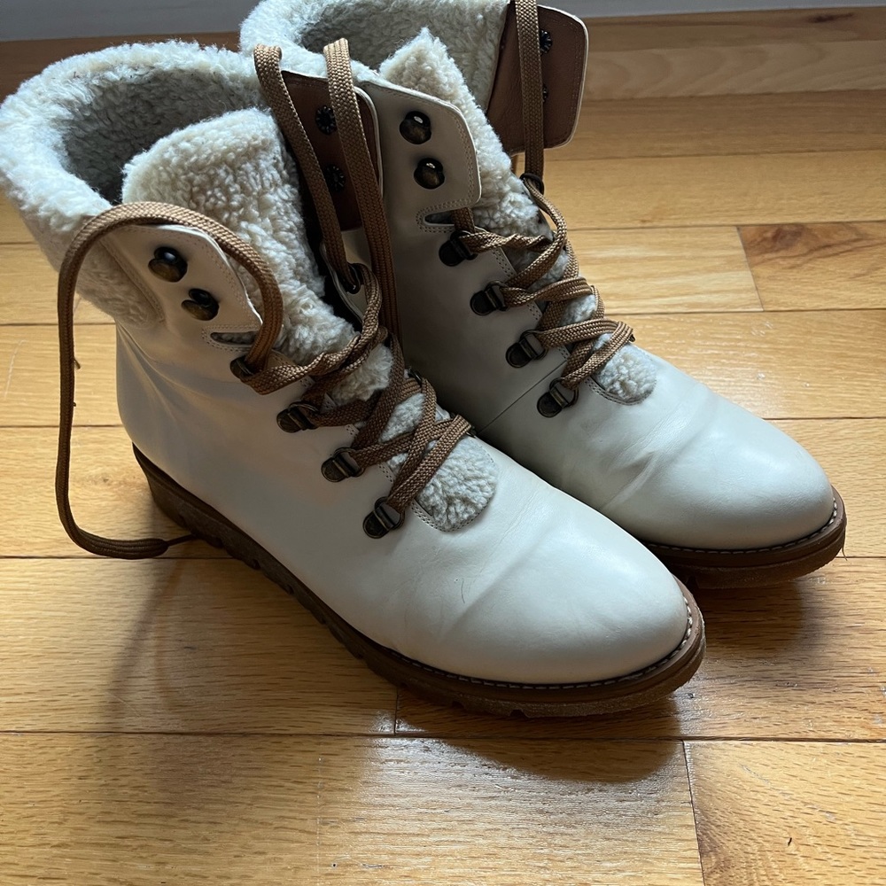 Bhava Studio Vegan Aspen Winter Hiker Boots, Ivory, Size 9
